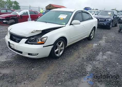 2008 Hyundai Sonata Limited V6/Se V6 z USA, uszkodzony, nr VIN 5NPEU46F88H389837